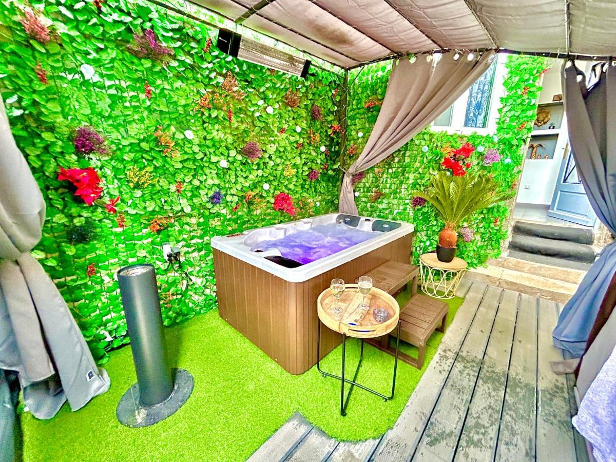 La Lover'S Jungle Pont-Sur-Yonne Exterior foto